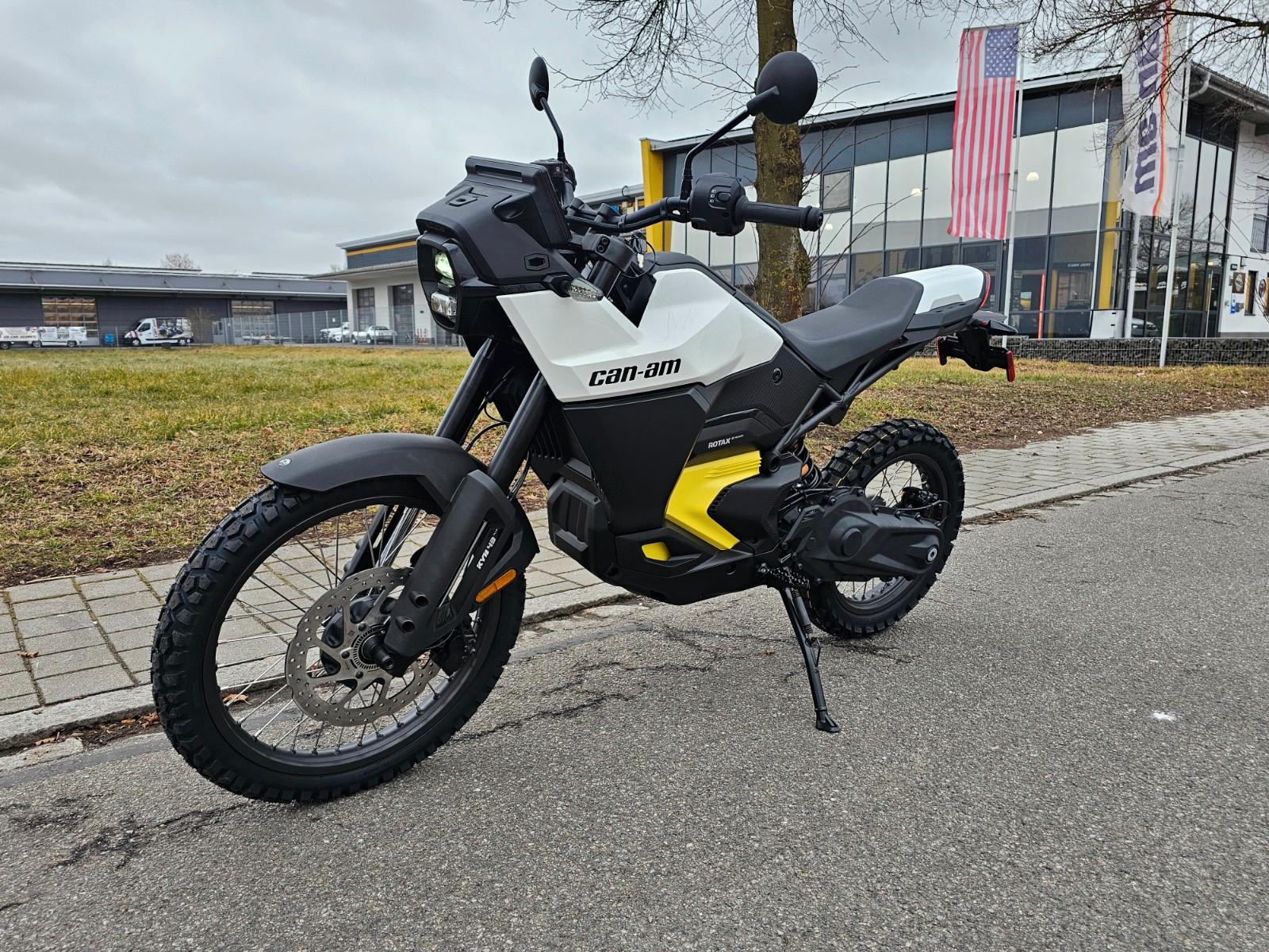 Can-Am Origin Standard 11 kW, Bright White |Elektro|