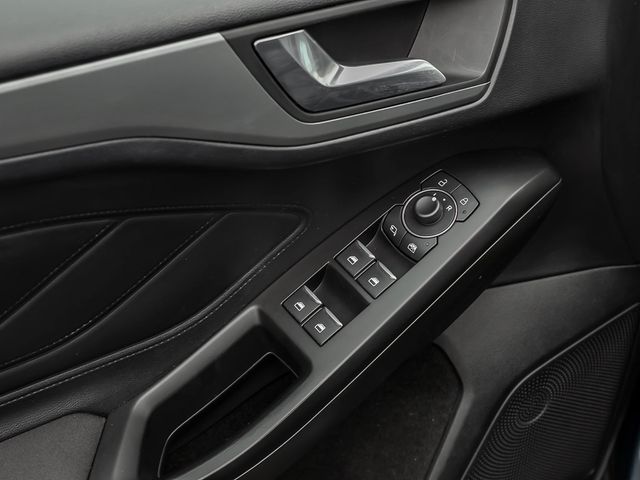 Ford Focus Turnier 1.0 Cool & Connect Family-Paket