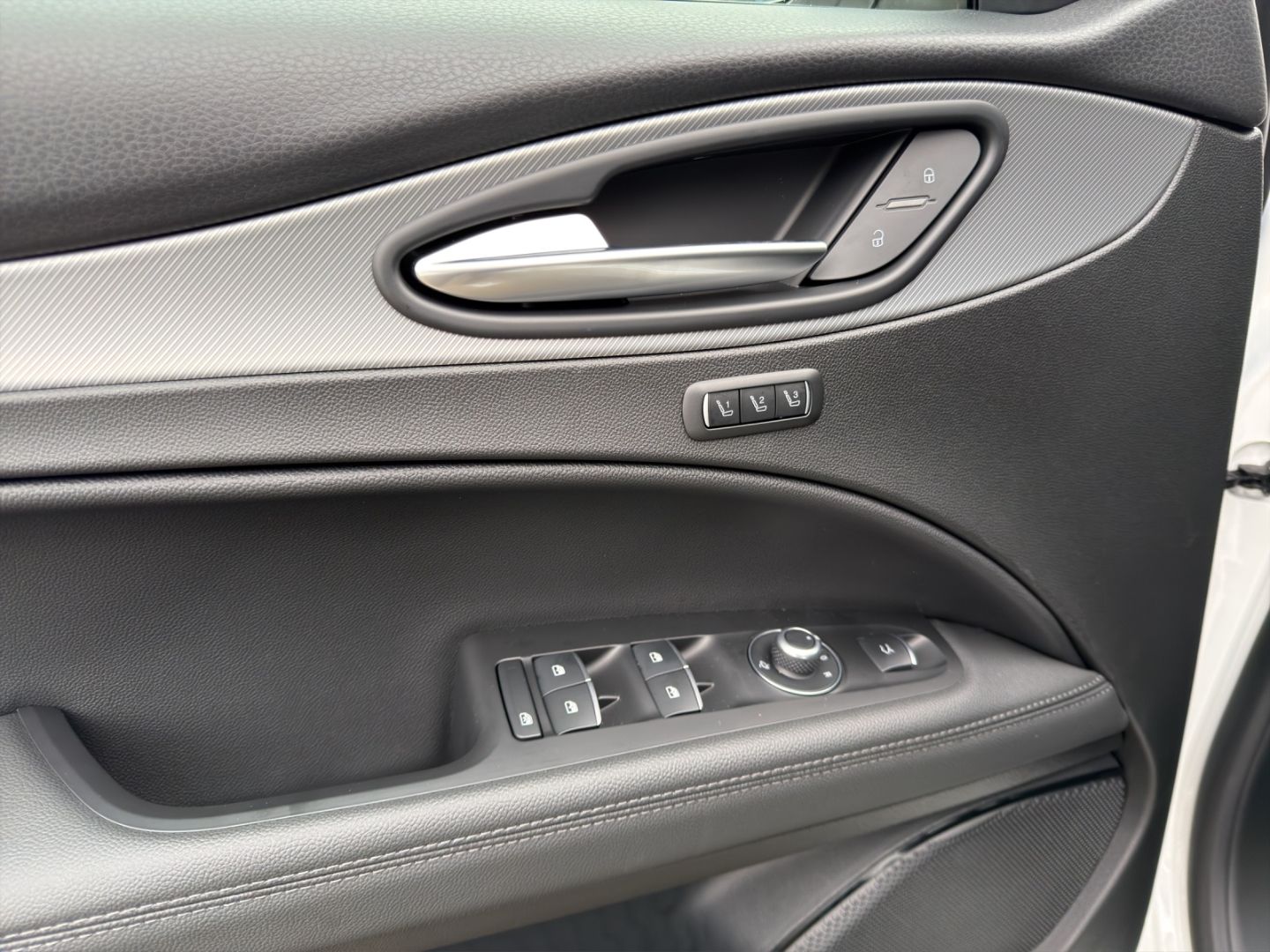 Alfa Romeo Stelvio - Bild 9