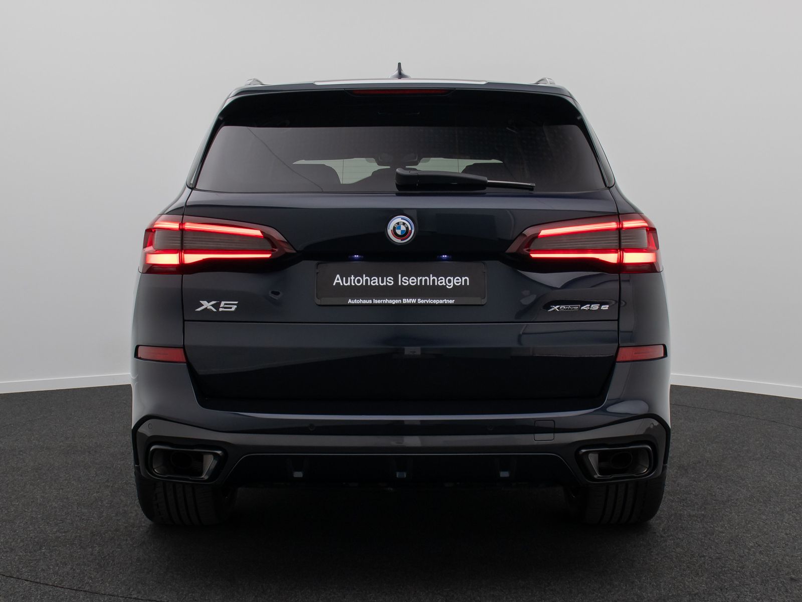 Fahrzeugabbildung BMW X5 xD45e M Sport Laser DAB HUD Komfort 21Zoll