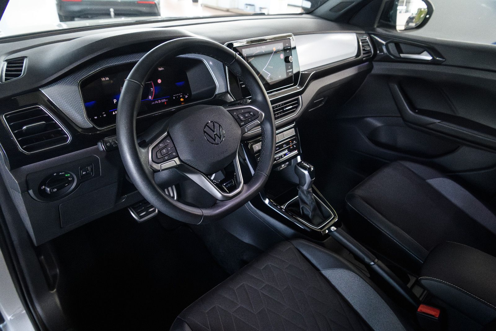 Fahrzeugabbildung Volkswagen T-Cross Goal 1.0 TSI DSG LED+AHK+NAV+ACC+APP+SHZ