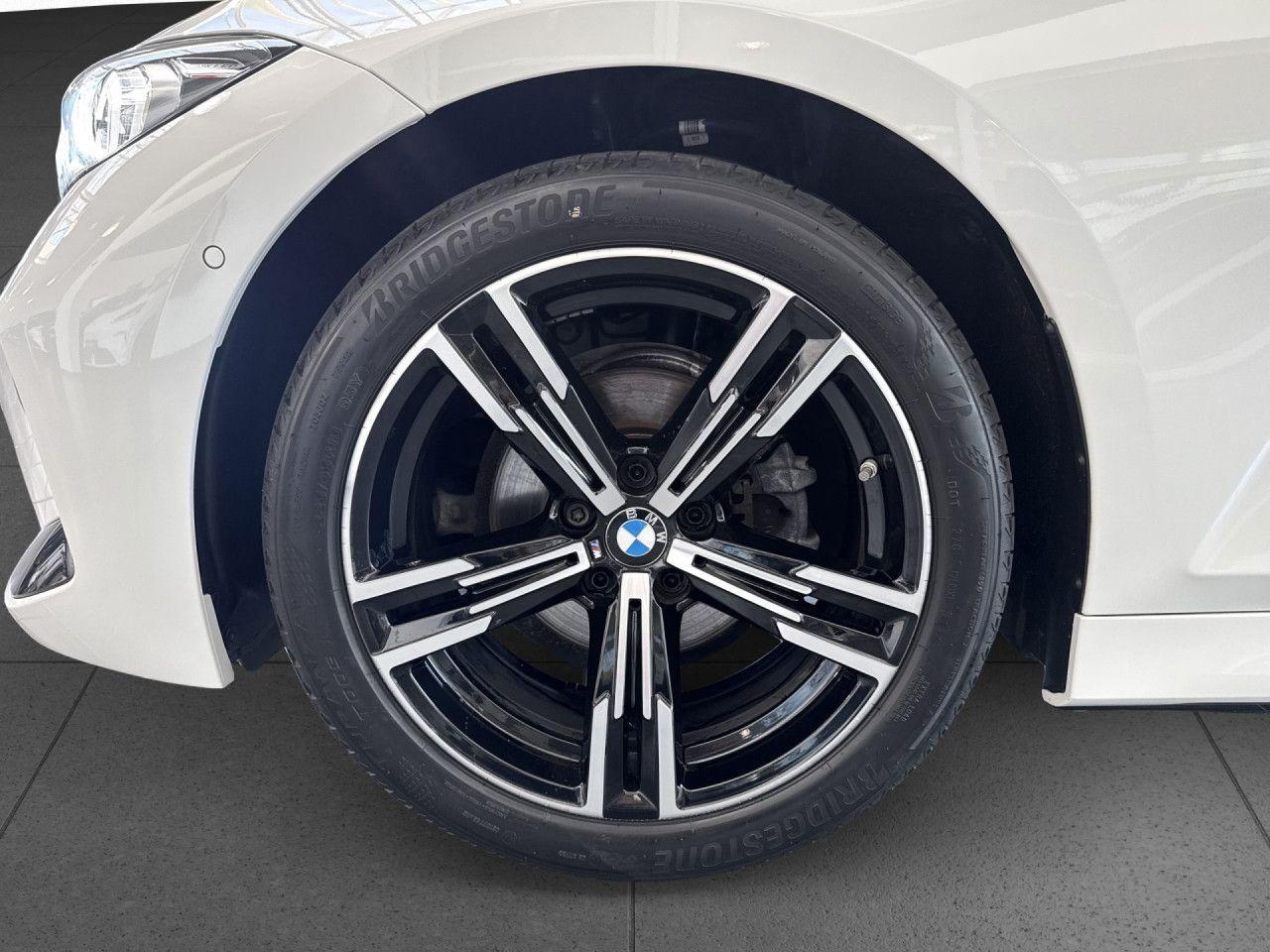 BMW 318i Limo M Sport LiCoProf SurrView St+Go HiFi