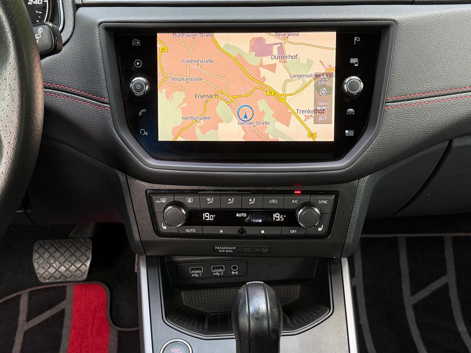 Fahrzeugabbildung SEAT Arona 1.0 TSI DSG FR LINE LED+NAV+AHK+ACC+SHZ+