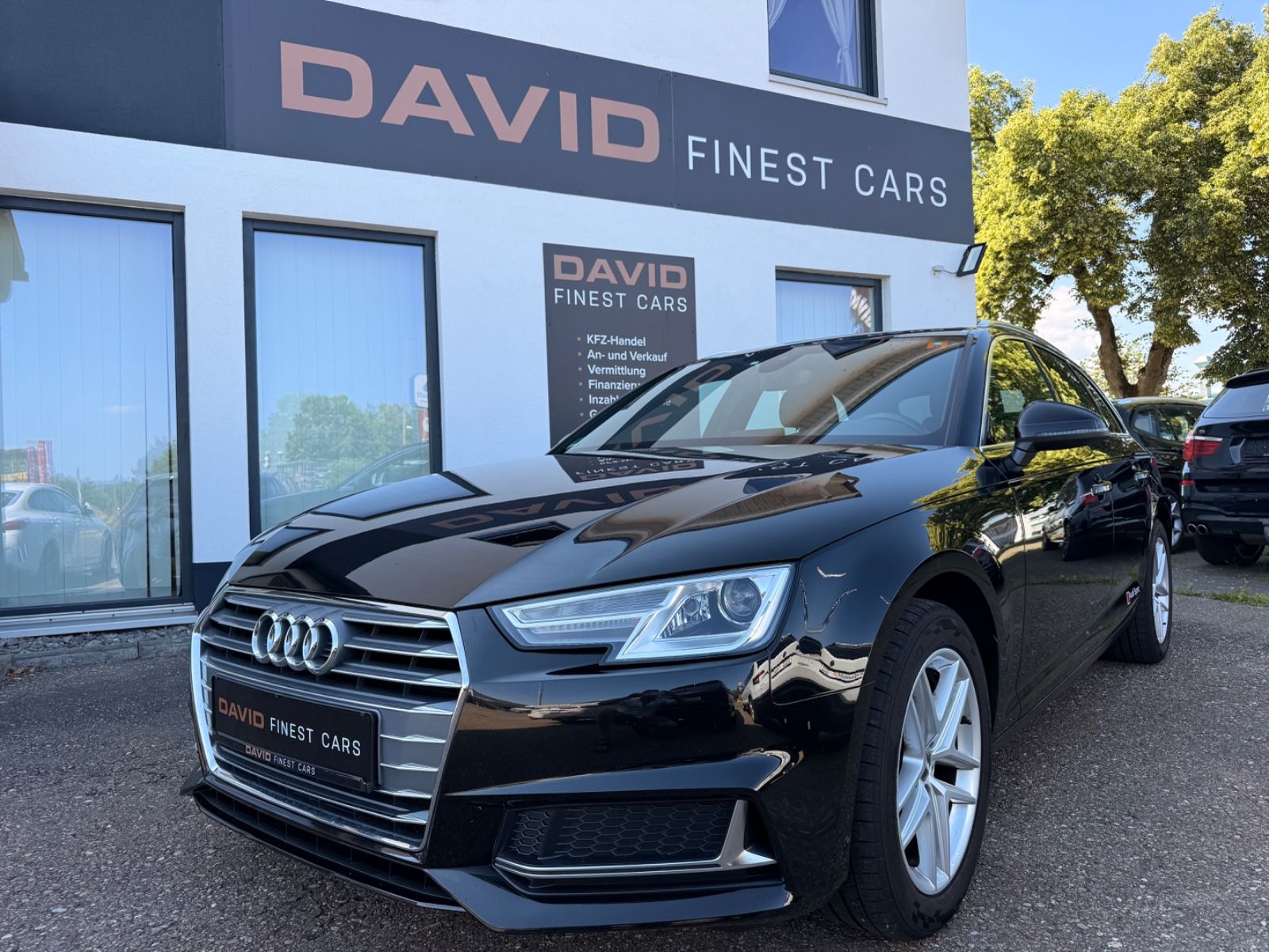 Audi A4 - 1