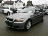 BMW 320 Touring 320d Navi LederPano 8xAlu Xenon - BMW 320 aus 2009: Kombi, 320d
