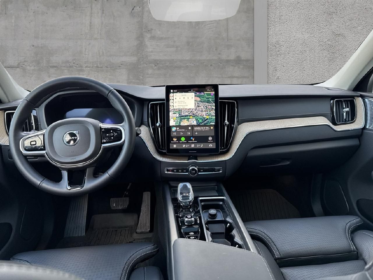Fahrzeugabbildung Volvo XC60 T8 AWD Ultra Dark Plug-In Hybrid MJ26