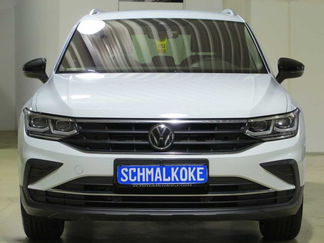 VW Tiguan 2.0 TDI SCR Active AHK Navi DAB ACC LM18