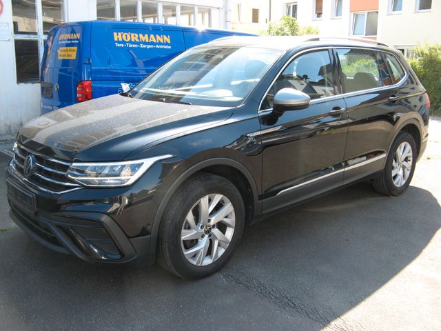VW Tiguan Allspace Life LED AHK