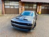 Dodge 5,7 V8*AUTOMAT*SRT WIDEBODY*LED*LEDER*GARANTIE* - Dodge Challenger mit Benzin-Antrieb: Coupé, Leder