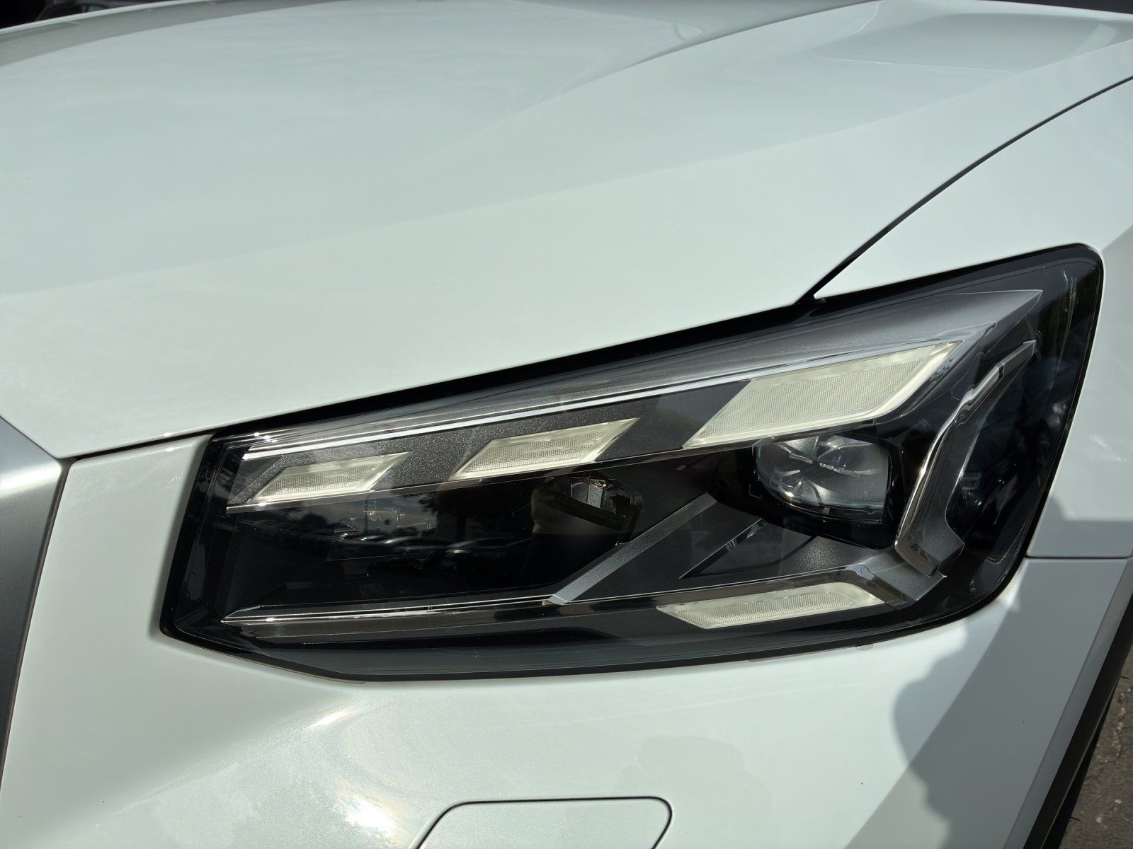Fahrzeugabbildung Audi Q2 35 1.5 TFSI advanced Kamera,LED,Matrix,Navi