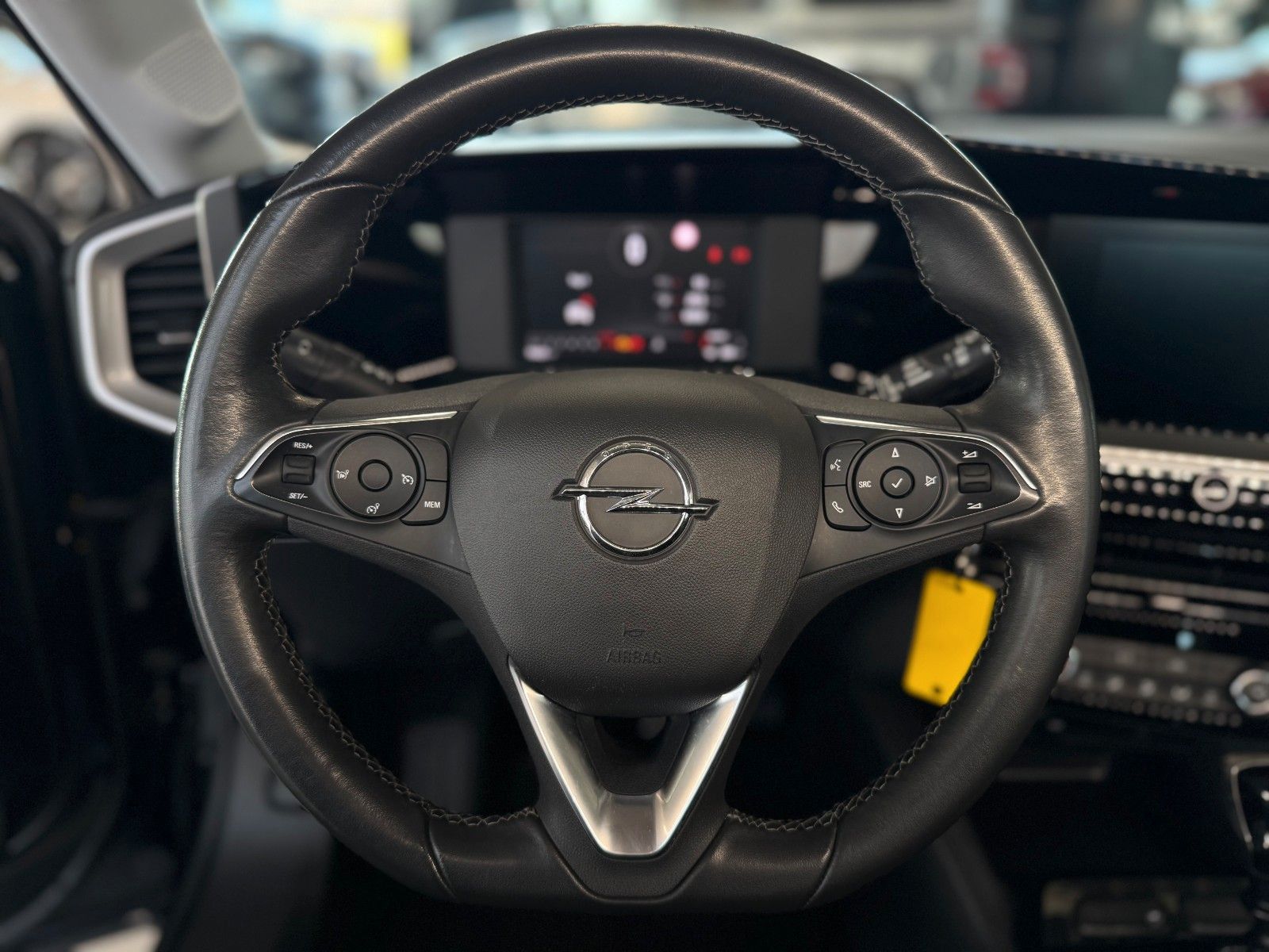 Fahrzeugabbildung Opel Mokka 1.2 Turbo Edition "Klima Tempomat DAB LED"