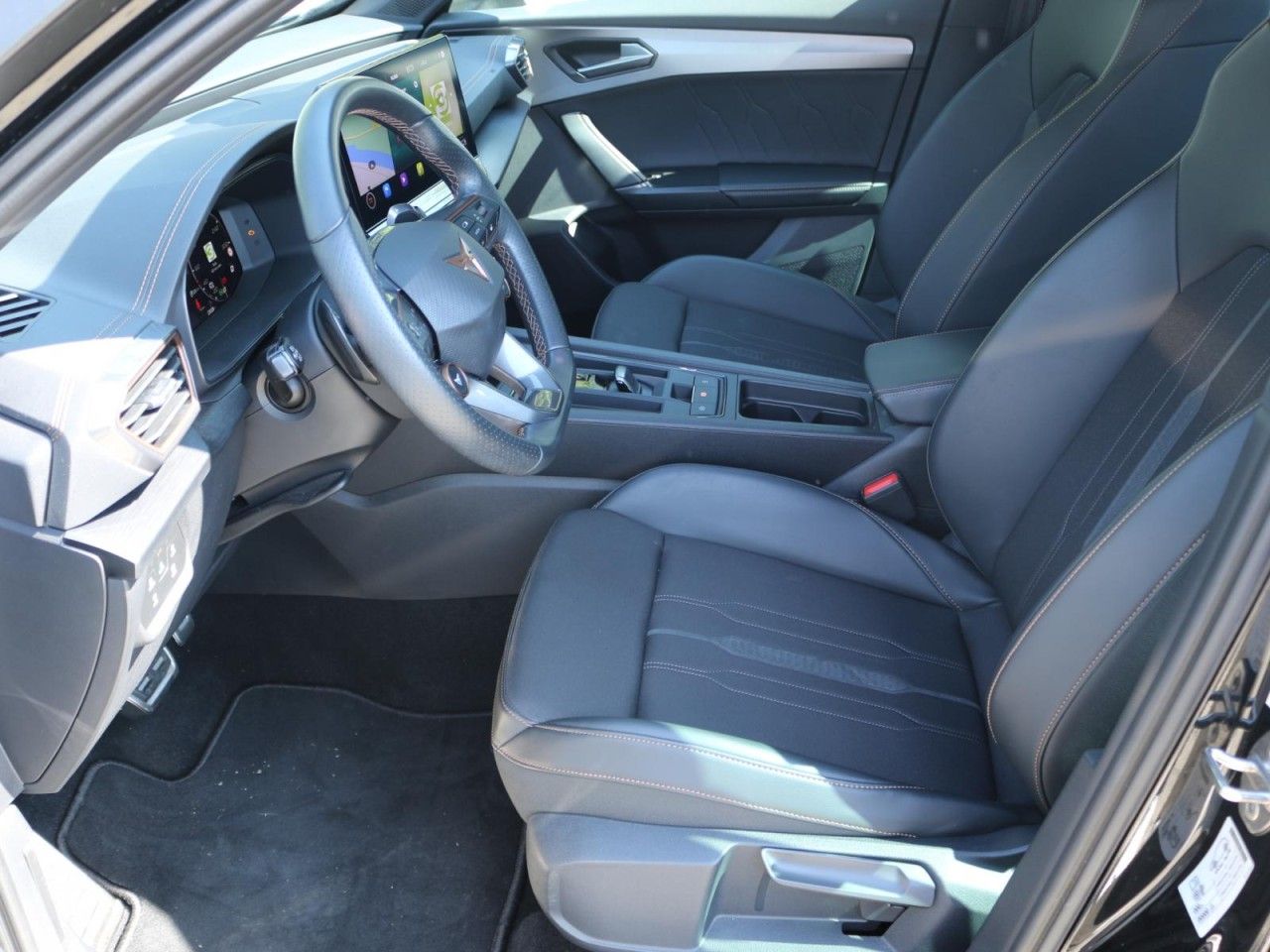 Fahrzeugabbildung CUPRA Formentor VZ e-Hybrid *Schwarz Matt foliert*