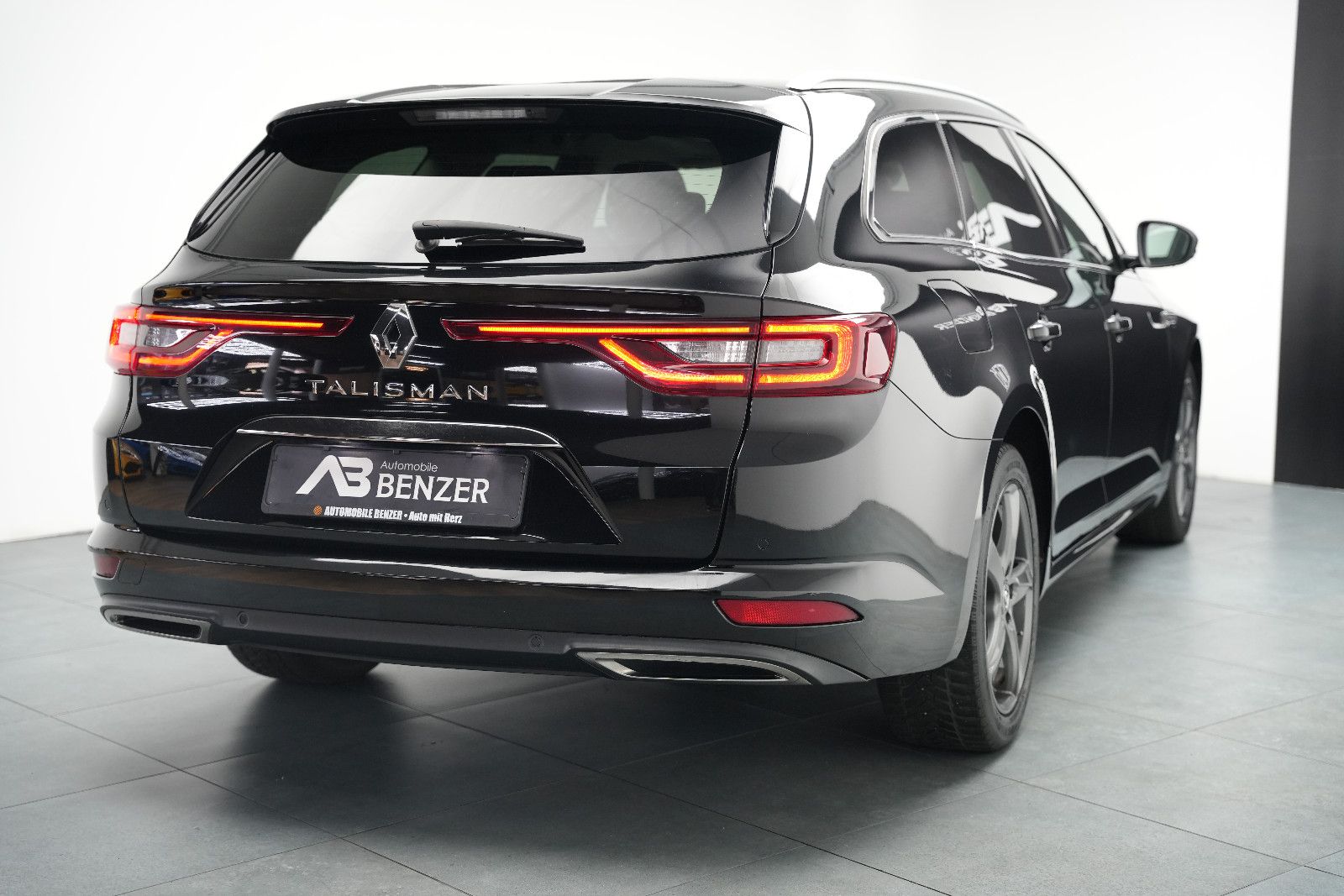 Fahrzeugabbildung Renault Talisman Grandtourer /BOSE/PANORAMA/HUD/ACC