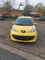 Peugeot peugeut 107  1.0 Benzin - Peugeot 107 in Duisburg