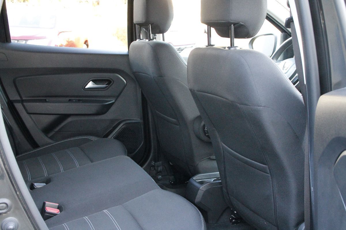 Fahrzeugabbildung Dacia Duster Sondermodell Adventur