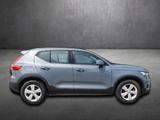 Volvo XC40 Momentum Core*NAVI*LENKRAD+SCHEIBENHEIZUNG* - Volvo in Cottbus