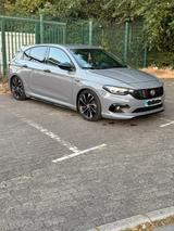 Fiat Tipo 1.4 Sport - Fiat Tipo: Privatanbieter