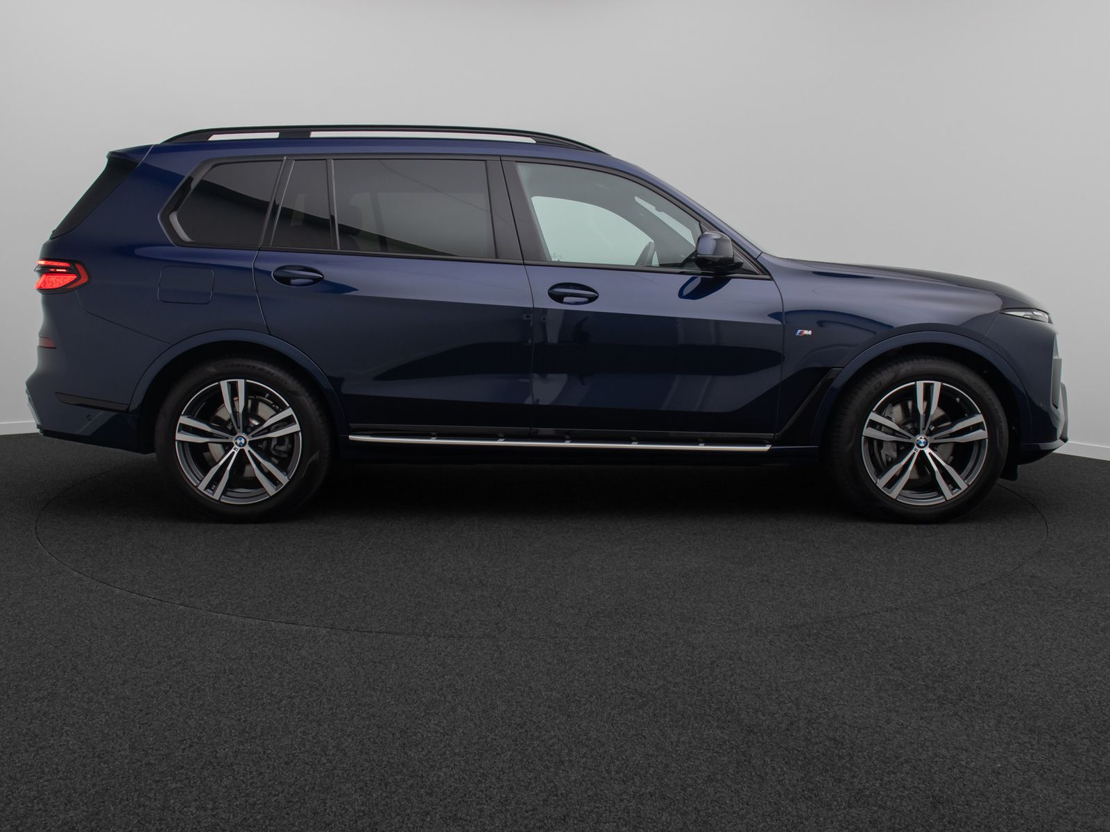 Fahrzeugabbildung BMW X7 xD40d M Sport 360&deg; SkyLounge H/K Individual