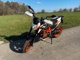KTM Duke 690 R - KTM 690