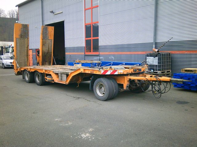 DTS.300 Deichselanhänger