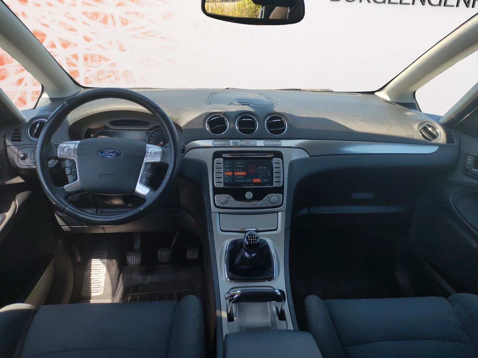 Fahrzeugabbildung Ford S-Max Titanium ! PDC ! XENON ! ele. Sitz ! TOUCH