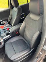 Mercedes-Benz EQA 250 - AMG - AHK - Memory - KeylessGo - Mercedes-Benz EQA von privat