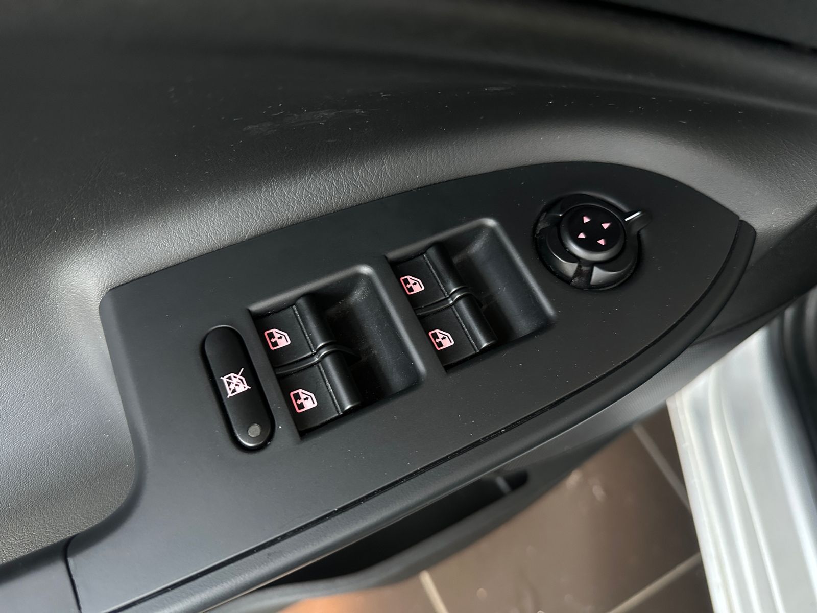 Fahrzeugabbildung Alfa Romeo Giulietta TÜV neu 9/2028 KLIMA NAVI ALU DAB