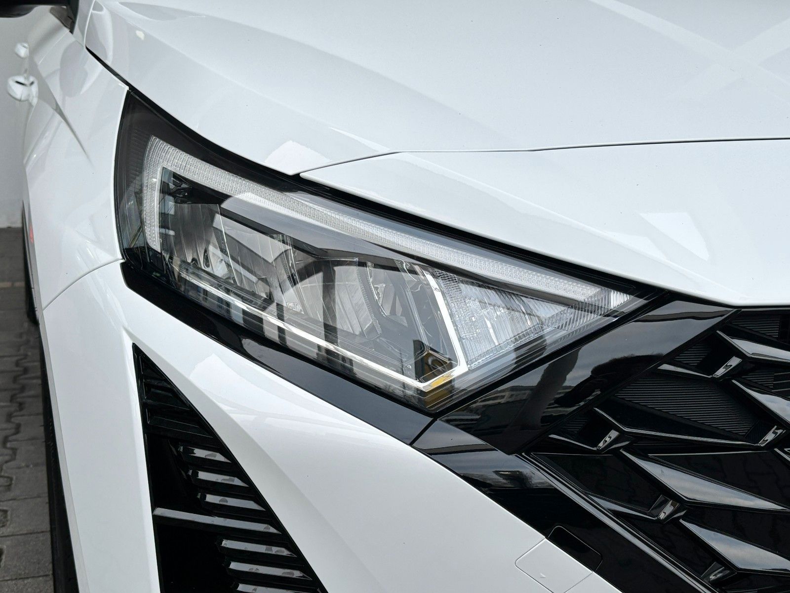 Fahrzeugabbildung Hyundai i20 1.0 T-GDI Trend Navi,SHZ,Kam.,PDC,Virtual,LM