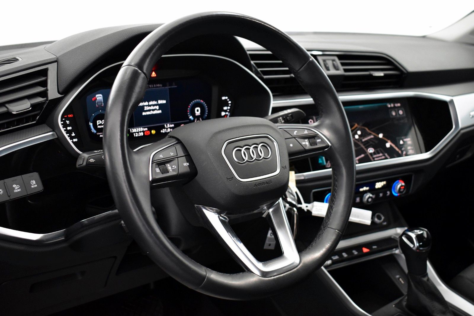 Fahrzeugabbildung Audi Q3 Sportback 35 TDI,Navi,LED,ACC,8fach bereift