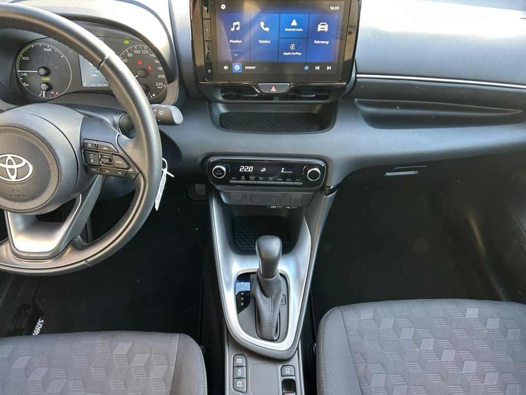 Fahrzeugabbildung Toyota Yaris Hybrid 116 1.5 VVT-i Comfort