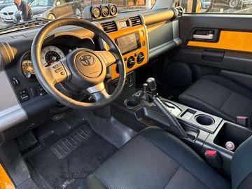 Toyota FJ - 10