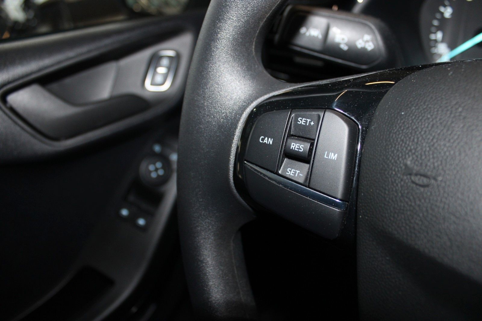 Fahrzeugabbildung Ford Fiesta Trend KLIMA LED aus 1.Hand nur 11.225 km