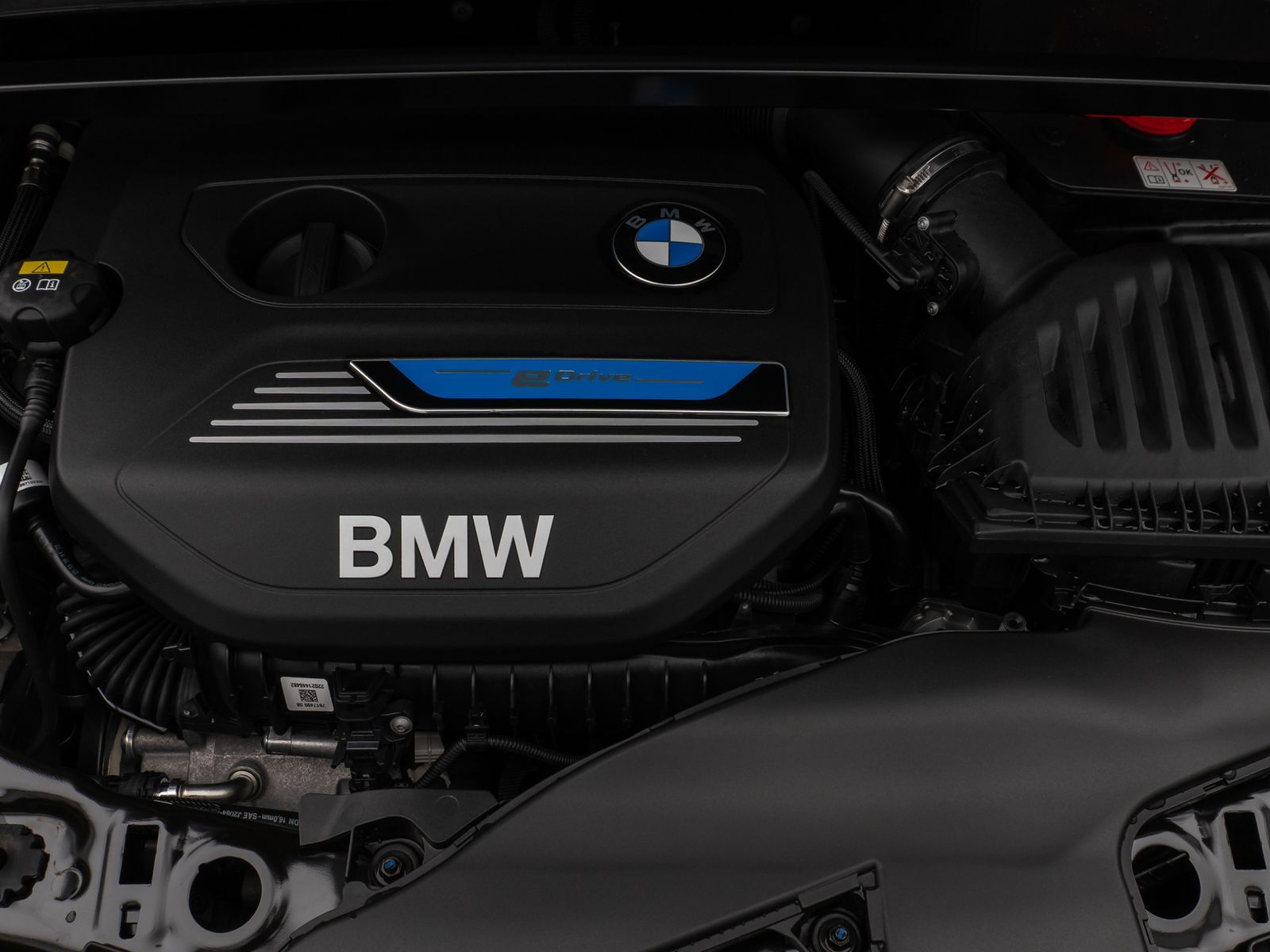 Fahrzeugabbildung BMW X1 xD25e xLine Kamera HUD DAB H/K Komfort Sport