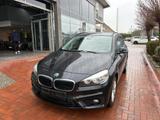 BMW 220 Active Tourer  d Navi SHZ PDC AHK - BMW 220 Active Tourer aus 2015