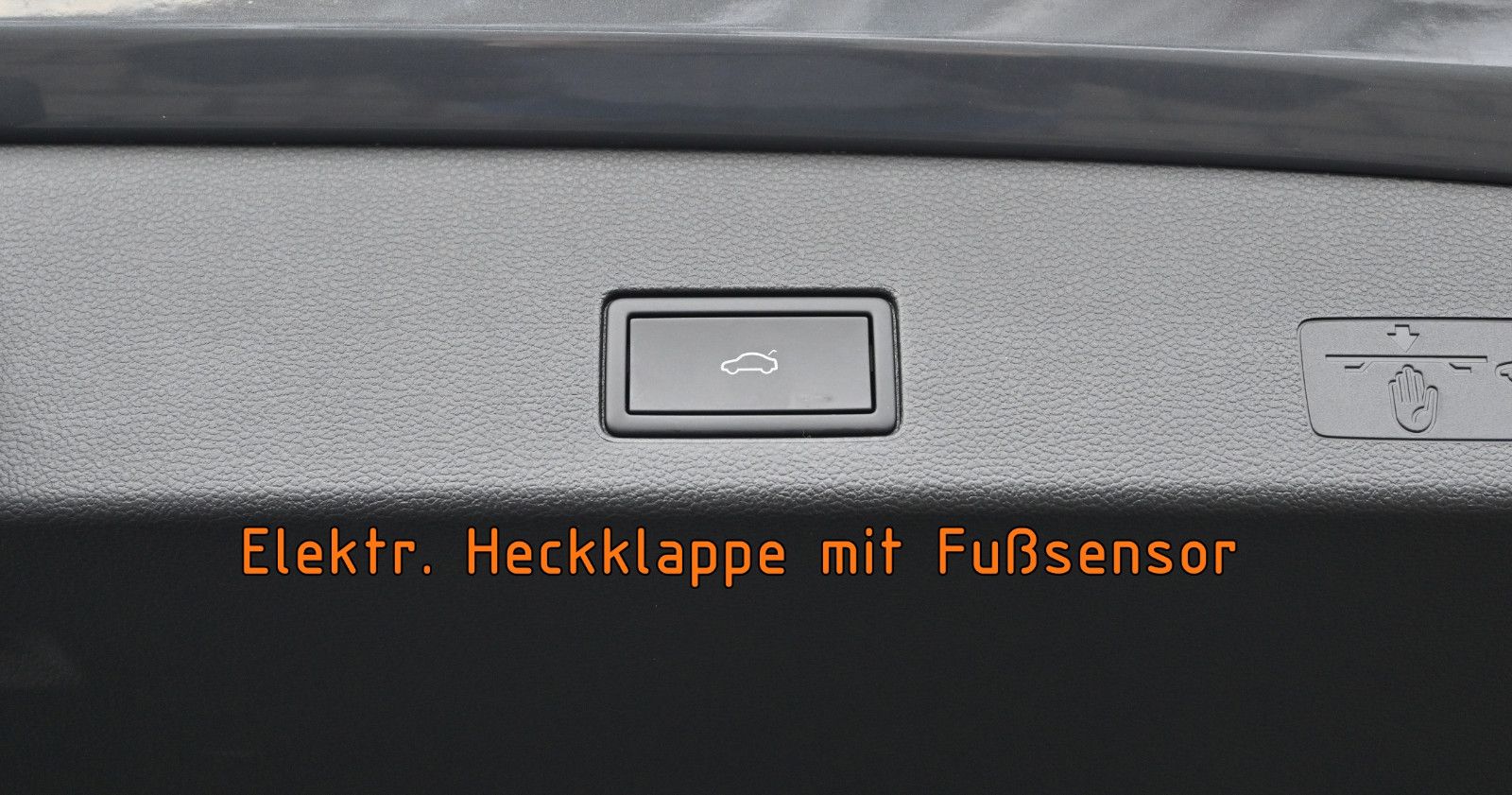 Fahrzeugabbildung Volkswagen Golf 2.0 TDI Life Variant °ACC°PANO°STANDHEIZ°HK