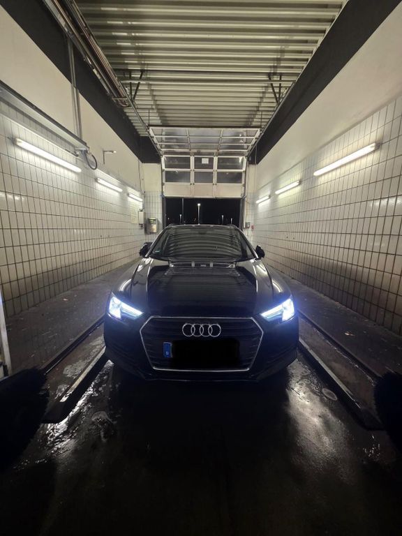 Image of Audi A4