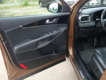 KIA Sorento - 11