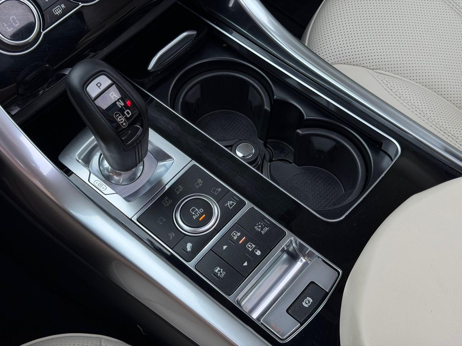 Land Rover Range Rover Sport HSE Dynamic*PANO*KEYLESS*R-KAM