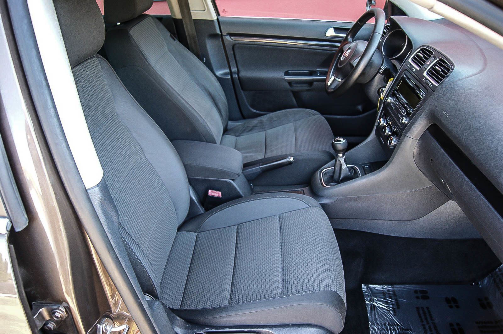 Fahrzeugabbildung Volkswagen Golf VI Variant 1.2 Comfortline KLIMA PDC SIHZG
