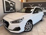 Hyundai i30 cw 1.4L Passion + Navi/CarPlay/Sitzhz./ - Hyundai i30: 1.4