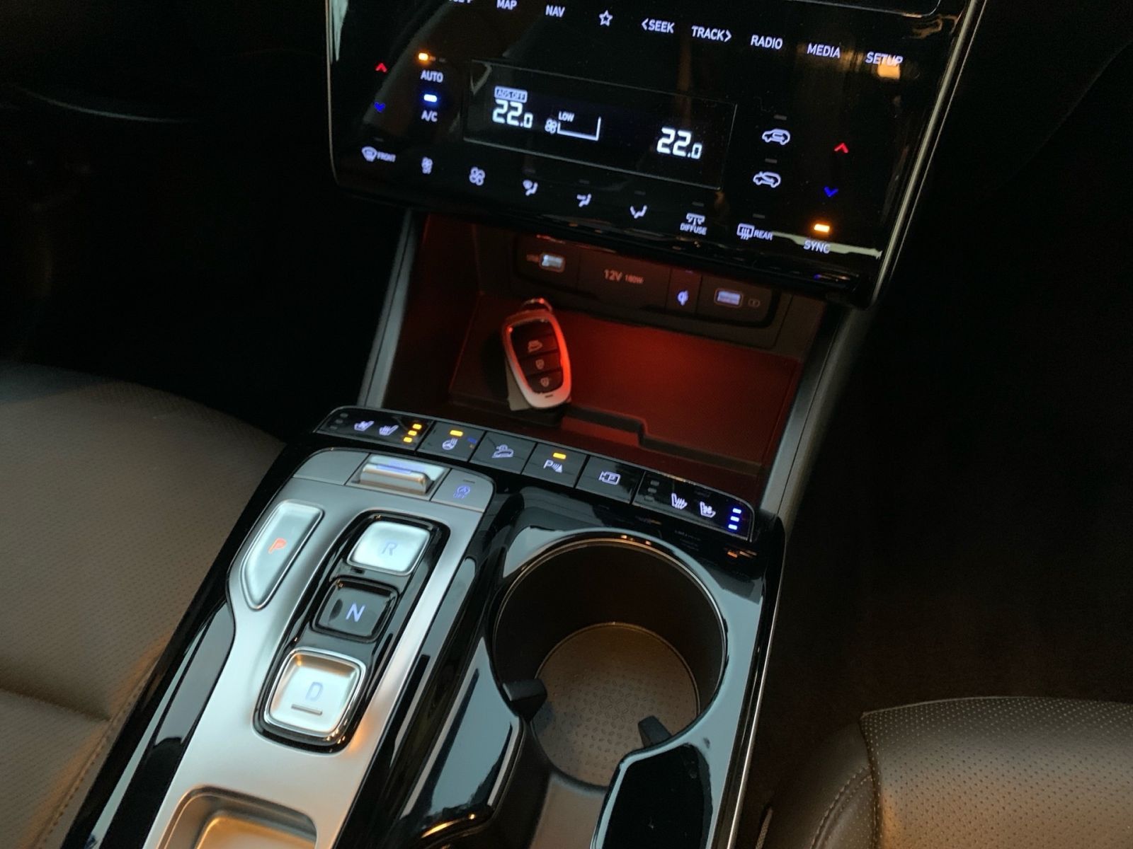 Fahrzeugabbildung Hyundai TUCSON 1.6 CRDi Prime Mild-Hybrid Assi.Paket 1Hd