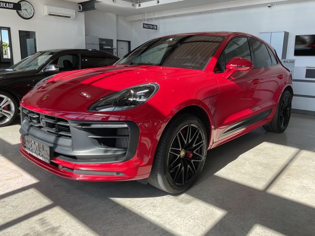 Porsche Macan GTS Approved Panorama SportDesign Chrono