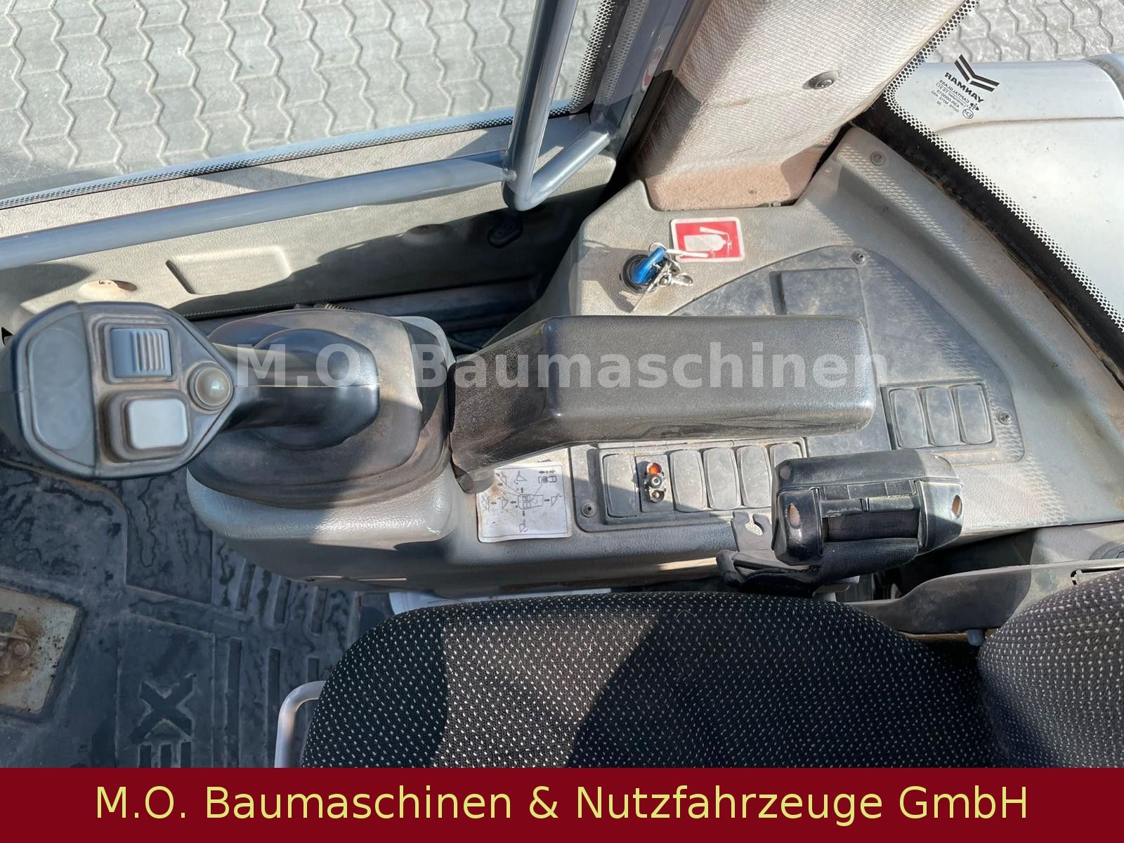 Fahrzeugabbildung Terex TL 80 / Klappschaufel/Palettengabel/SW/2100Bstd