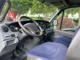 Iveco Zuverlässiger Iveco Daily Kastenwagen mit Ladebo - Iveco 2008 Daily
