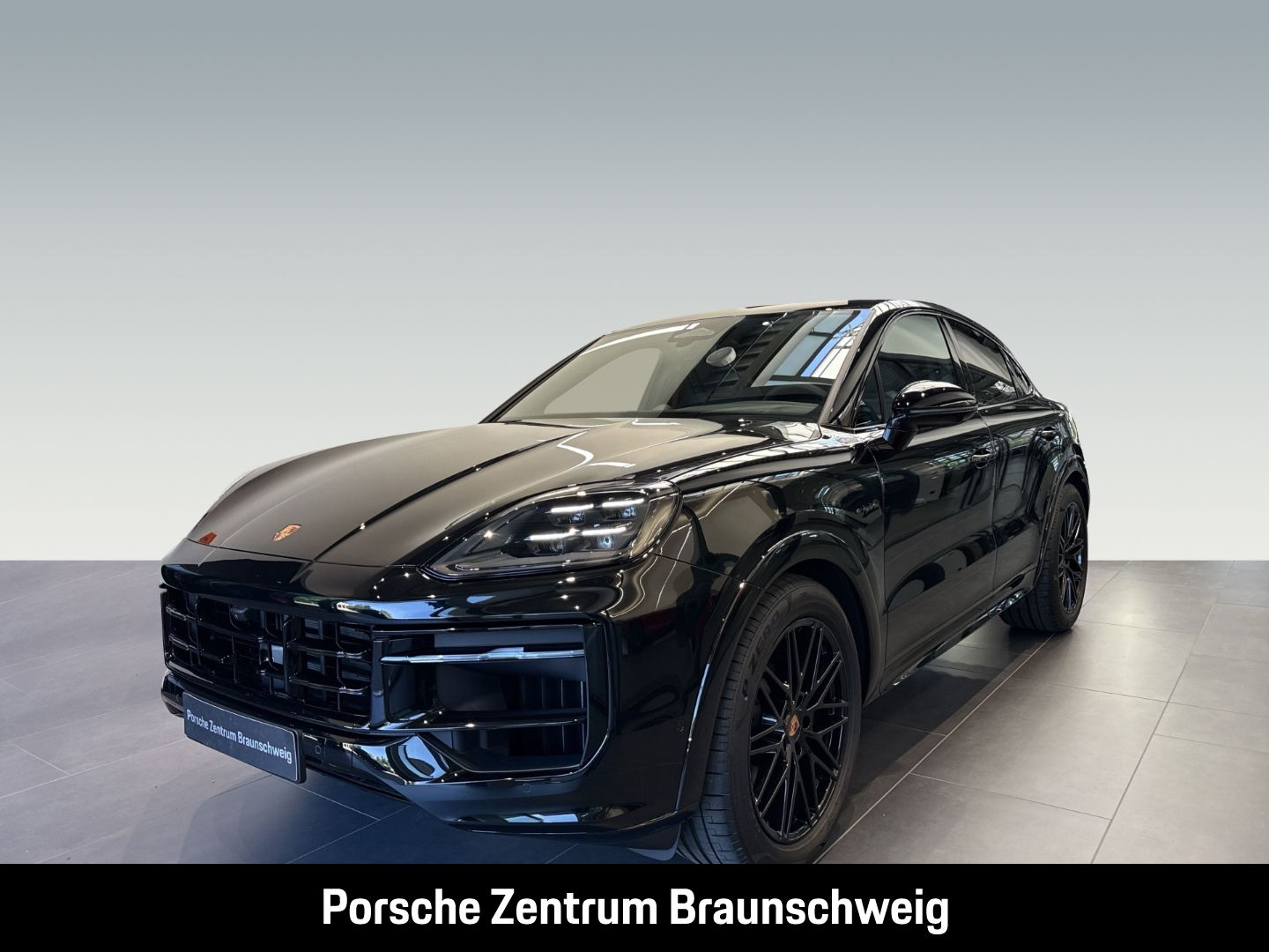 Porsche Cayenne E-Hybrid Coupe Black Edition HA-Lenkung
