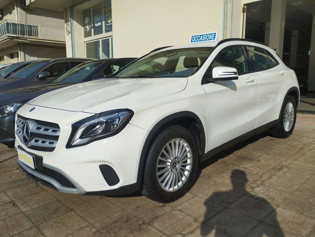 Image of Mercedes-Benz GLA 180