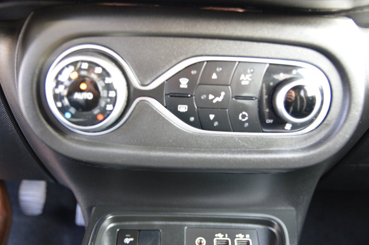 Fahrzeugabbildung Renault Twingo Urban Night