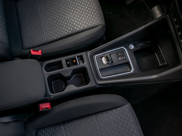 Ford Tourneo Connect 2.0 Titanium Stauassistent Navi