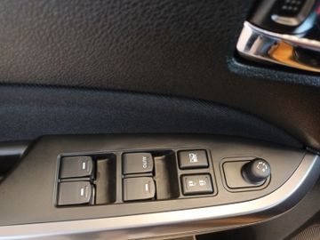 Fotografie 14 des Suzuki Vitara 1.4 Mild-Hybrid Comfort Navi SHZ PDC
