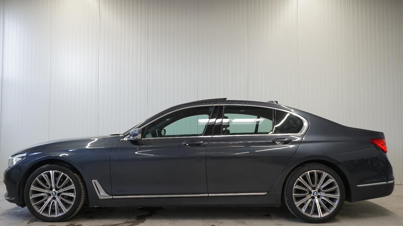BMW 740d xDrive *Schiebedach*Memory*SoftClose*